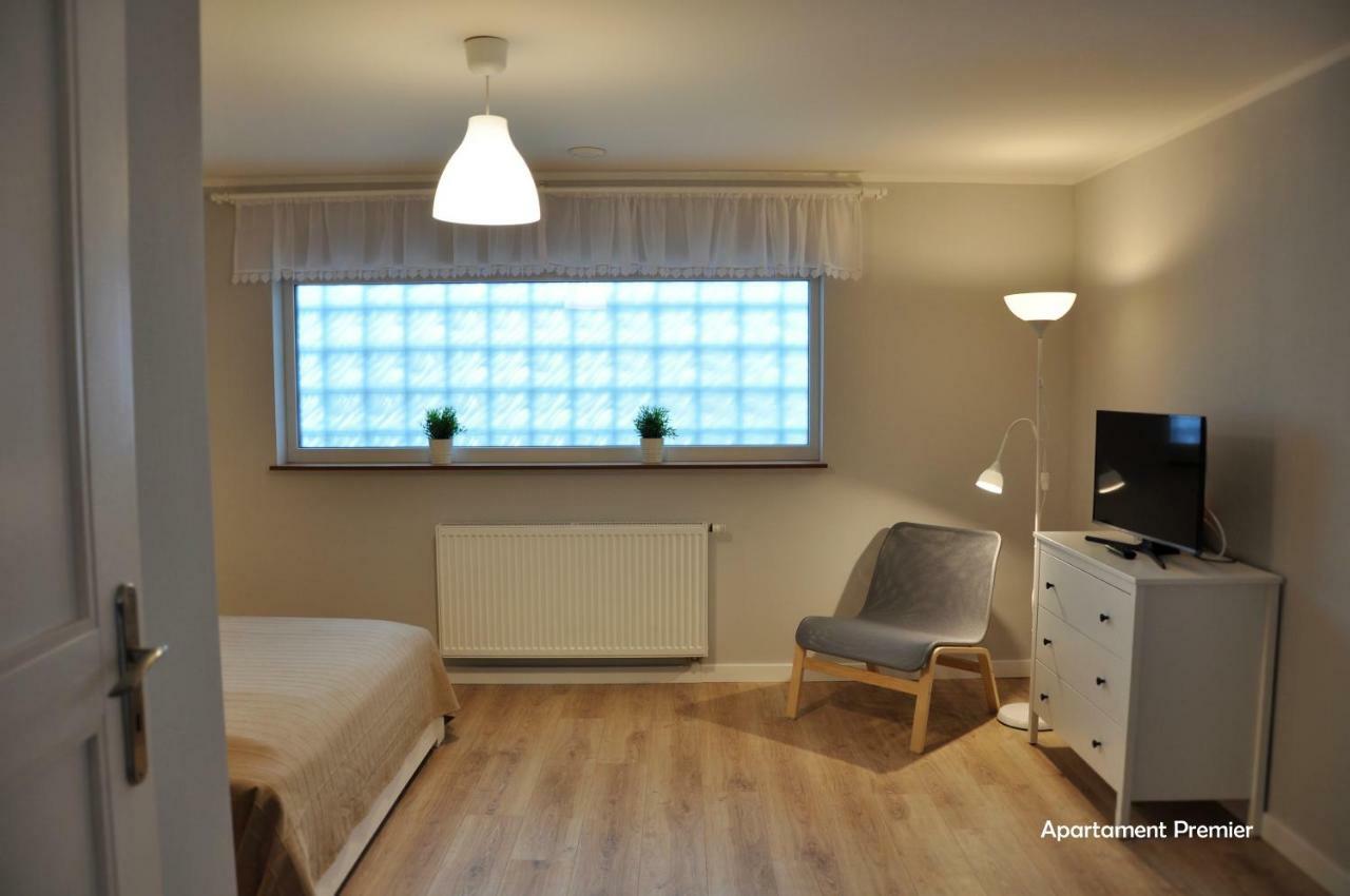 Bialy Dom - 2 Bedrooms Katowice Esterno foto